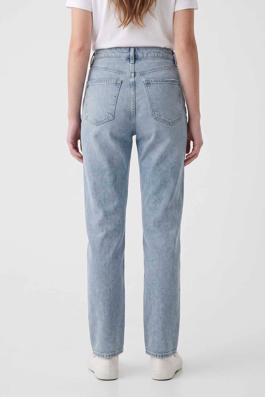 Cut Label Women's Straight Fit Distressed Jeans