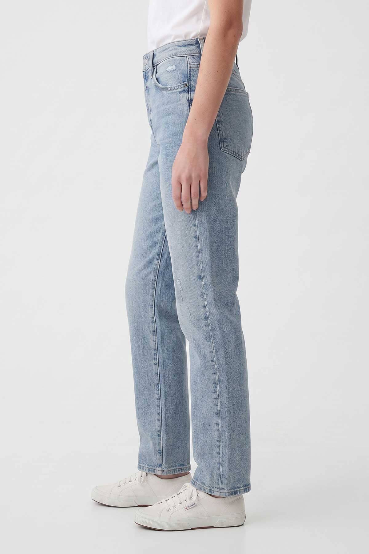 Cut Label Women's Straight Fit Distressed Jeans