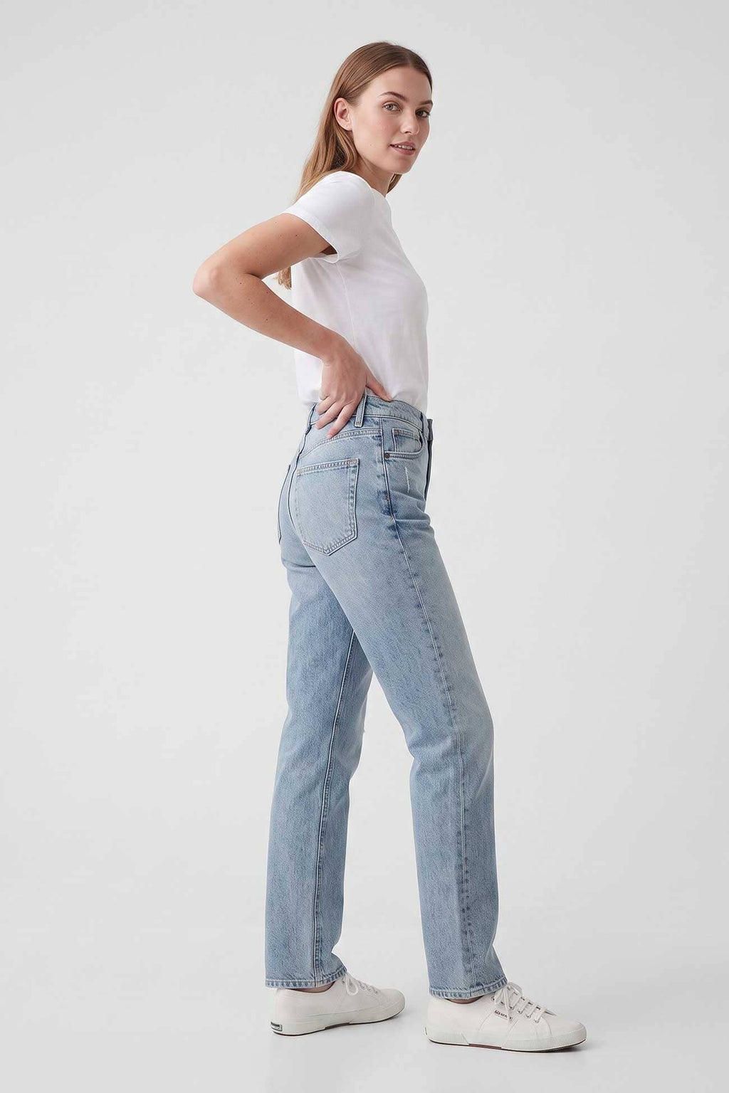 Cut Label Women's Straight Fit Distressed Jeans