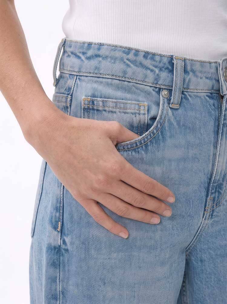 Cut Label Women's Raw Bottom Wide Leg Jeans
