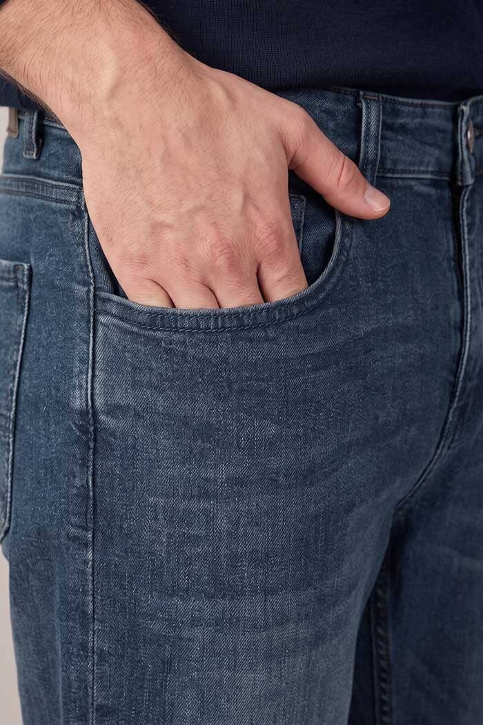 Hack Men's Regular Fit Jeans
