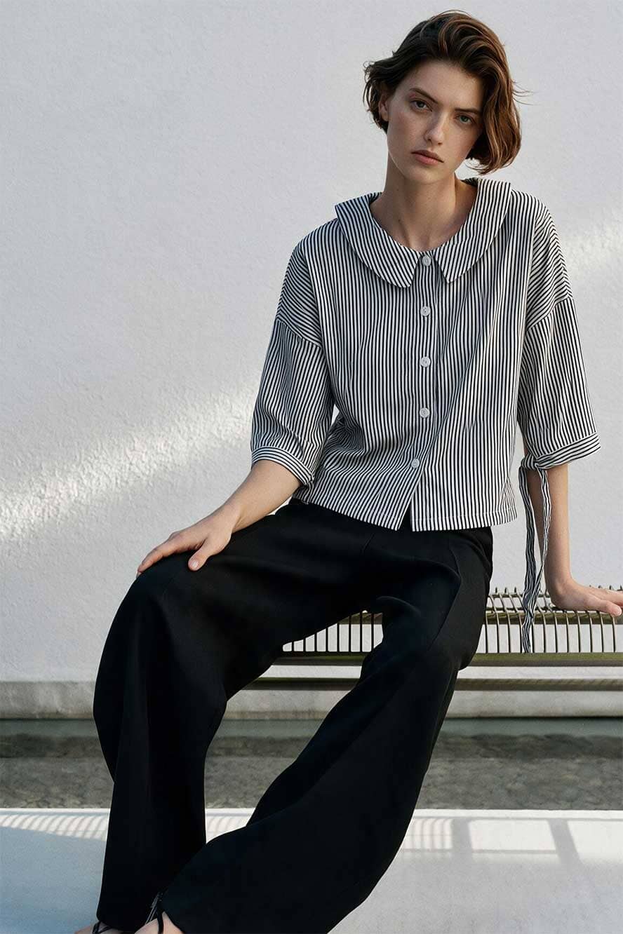 USQUARED Women's Peter Pan Top